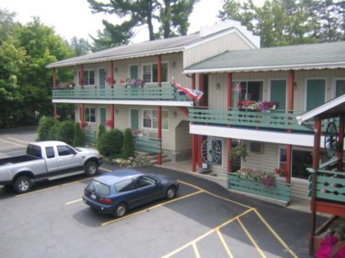 Town & Country Motor Inn Lake Placid Eksteriør billede